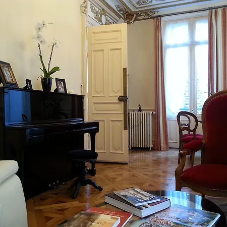 فندق مبيت وإفطار La Maison D'adelaide