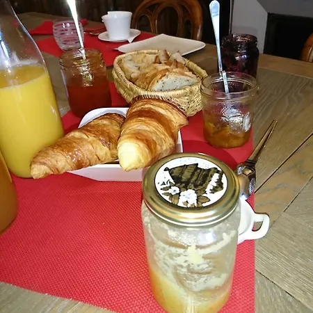 La Maison D'adelaide Bed & Breakfast Saint-Flour (Cantal)